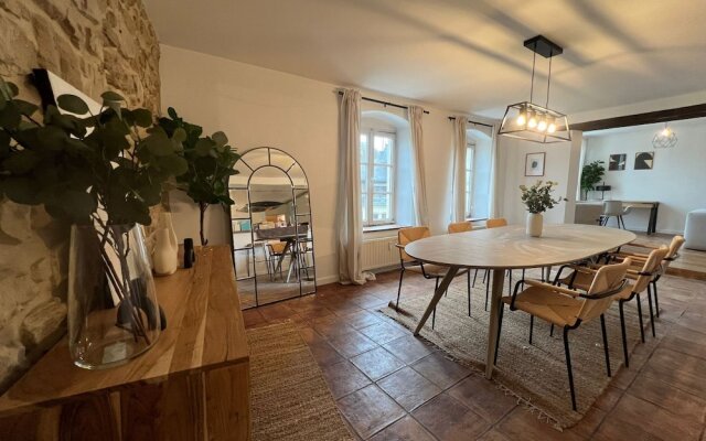 Beautiful 2 BR Apartment in Grund