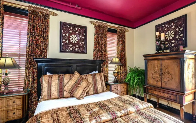 Cedar House Inn
