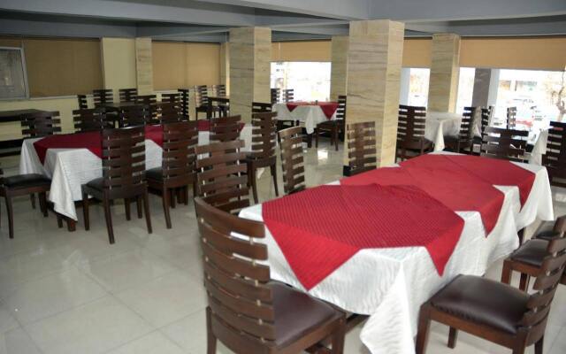 Hotel Redison Blue Area