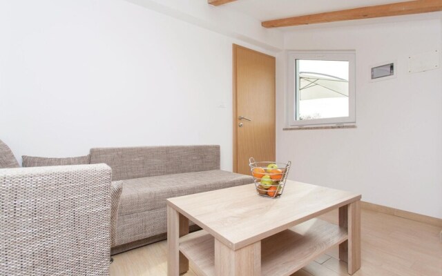 Stunning Home in Njivice With Wifi and 2 Bedrooms