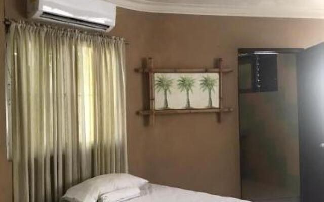 Hotel Plus
