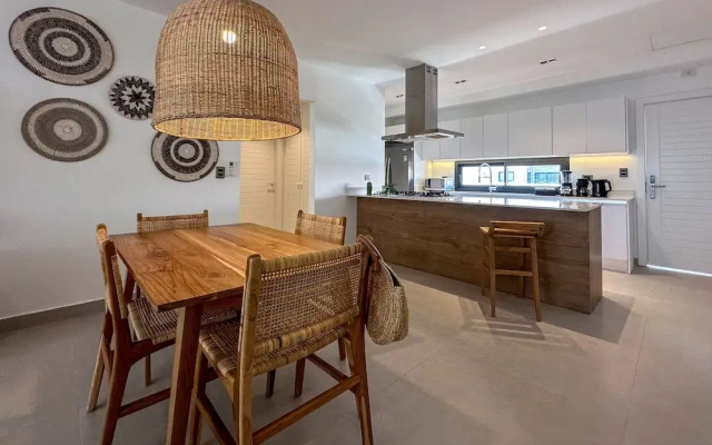 Luxury 2 Bedroom Apartment