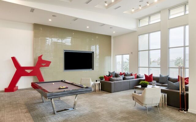 Lovely Midtown Suites by Sonder