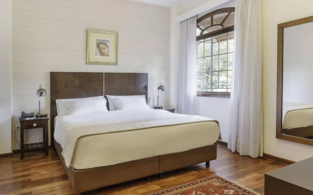 Las Lomas Casa Hotel