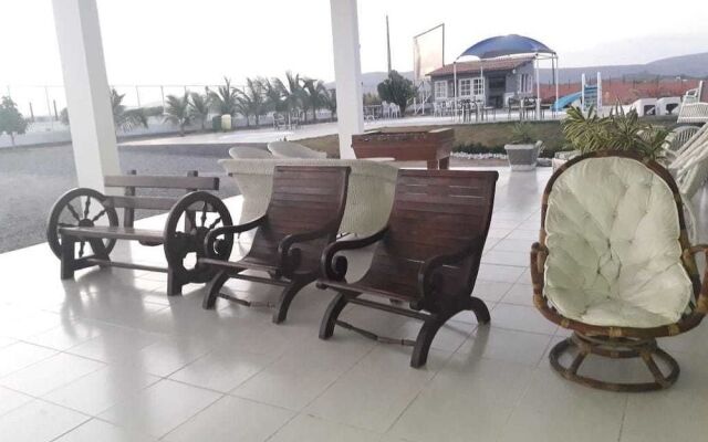 Hotel Village Confort Toritama