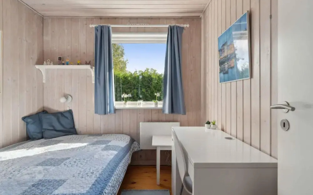 5 Star Holiday Home in Dronningmolle