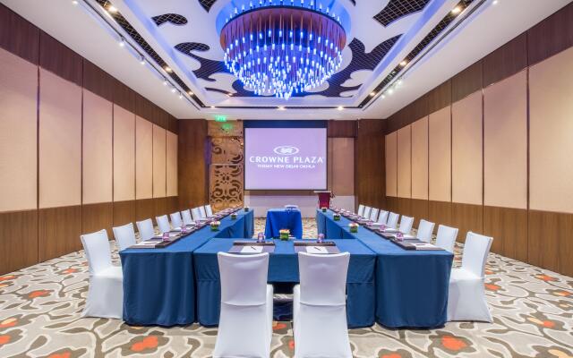 Crowne Plaza Hotel New Delhi Okhla by IHG