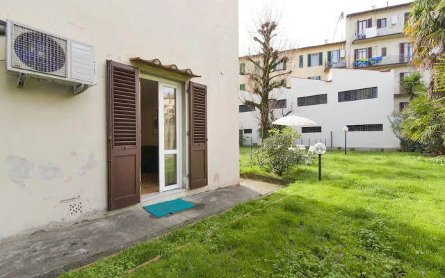 Nelson Mandela Forum Flat