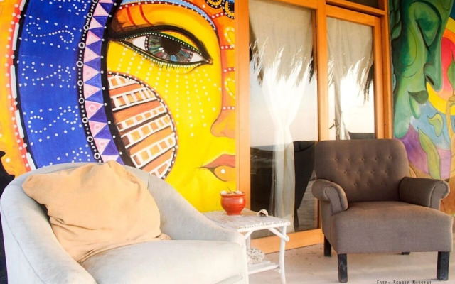 Tiki Surf House - Hostel