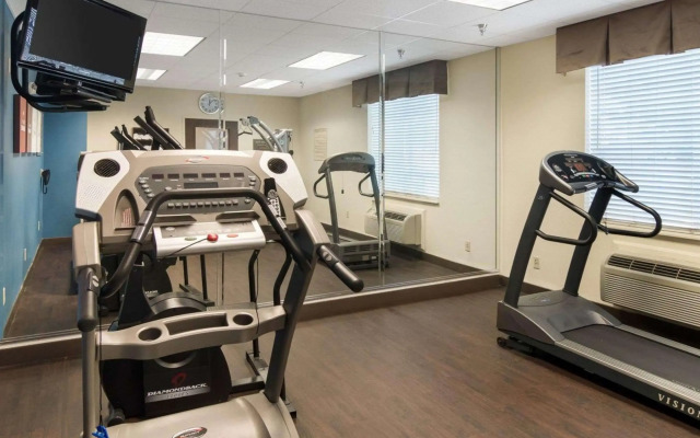 Comfort Suites Odessa near University