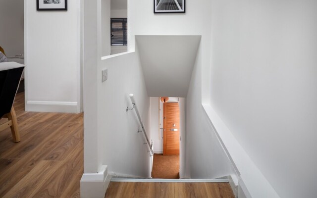The Loft Lansdown Place Lane