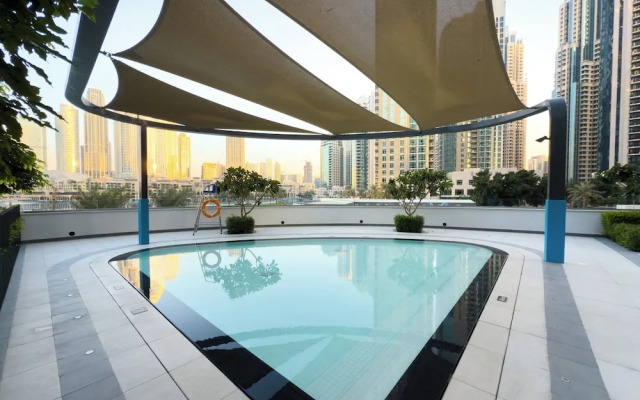 One Lux Stay Grande Signature Residences