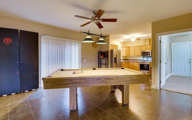 Poconos Retreat w/ Lake & Mountain Views!