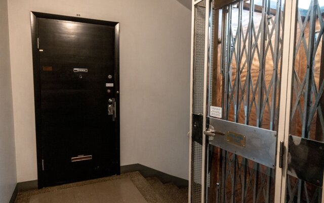 2ndhomes Modern 1BR Home w Sauna&Balcony