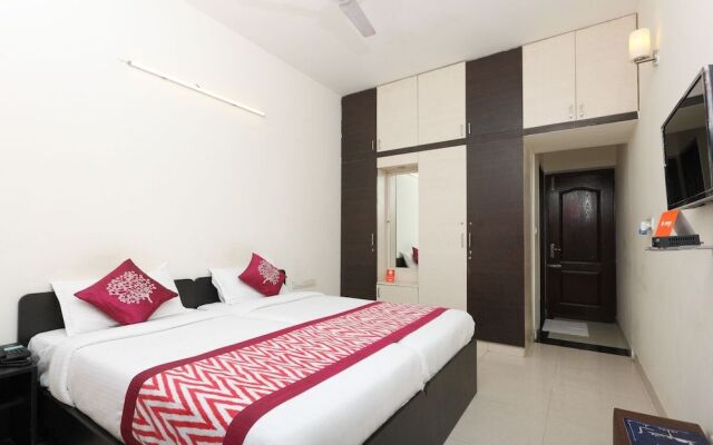 OYO 15133 Sharon Residency