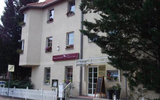 Pension & Restaurant Am Krähenberg