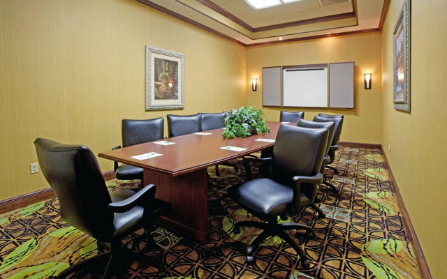 Hotel Indigo Mount Pleasant by IHG