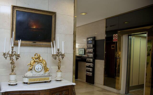 Gran Versalles Hotel