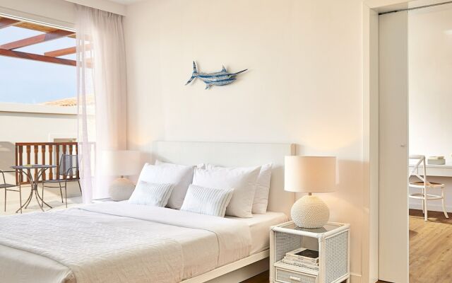 Club Marine Palace & Suites