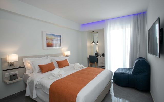 Standard Double room (full double bed) (bed type is subject to availability)