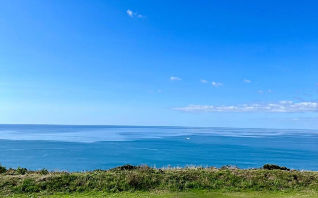 Whitsand Bay Chalet