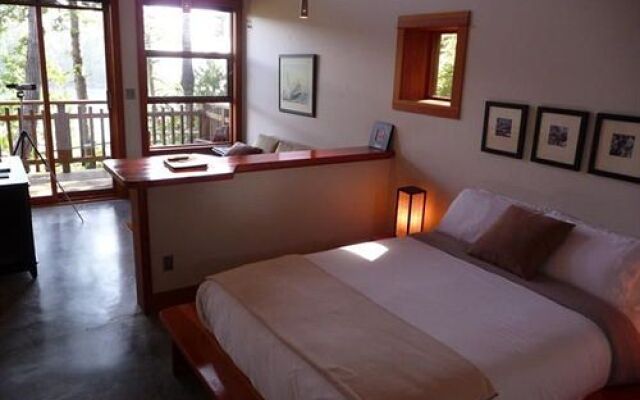 He-Tin-Kis Lodge