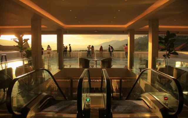 Niagara Hotel Lake Toba & Resorts