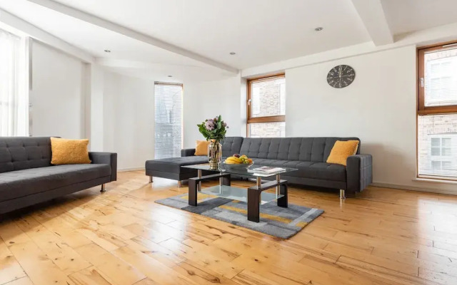 Platinum Apartment next to London Bridge 9995