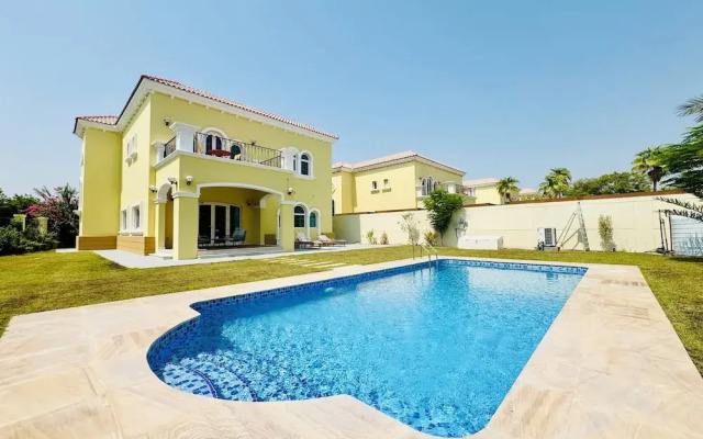 Venduras - 3BR Villa in Jumeirah Park