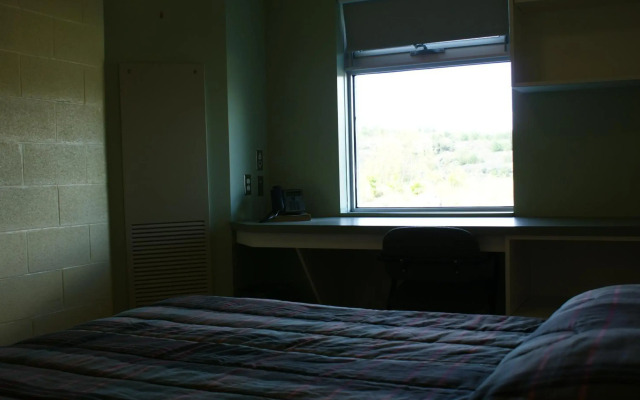 Residence & Conference Centre - Sudbury West