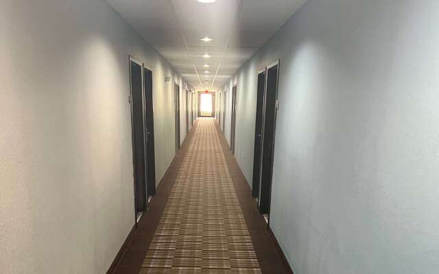 Days Inn by Wyndham Alva