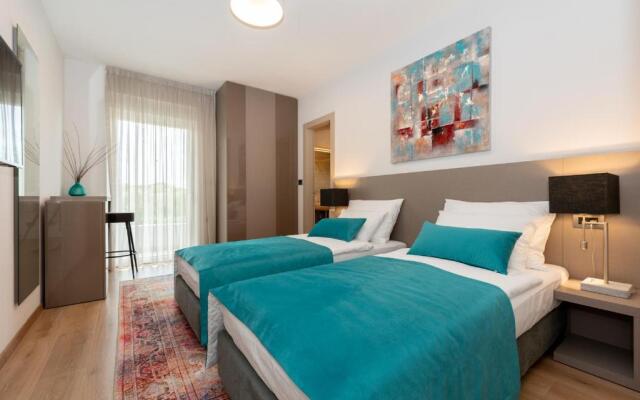 Luxurious Villa Laurea