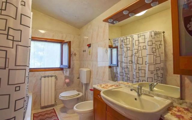 Stunning Home in Pietrasanta With 3 Bedrooms and Wifi