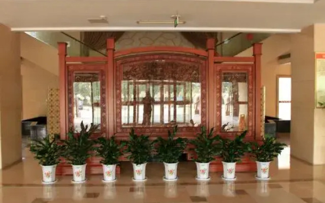 Baolong Furui Hotel