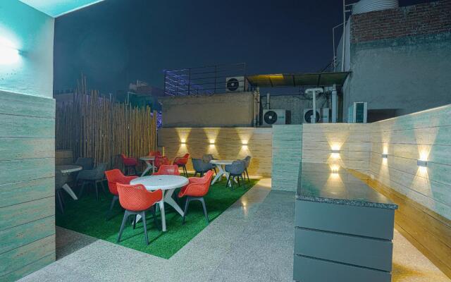 Hotel Aura Grand by Levelup