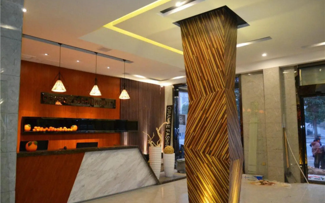 Orange Fashion Hotel (Shaoyang College Road Store)