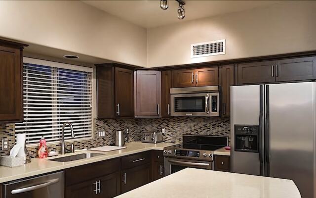 Painted Horizon By Signature Vacation Rentals