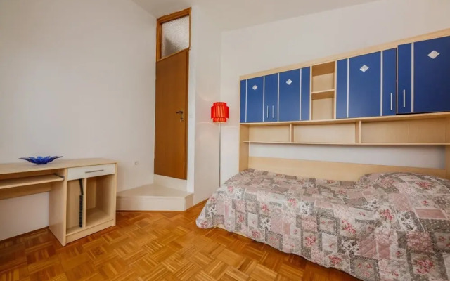 A1 - apt w. the sea View, two Terraces and Garden