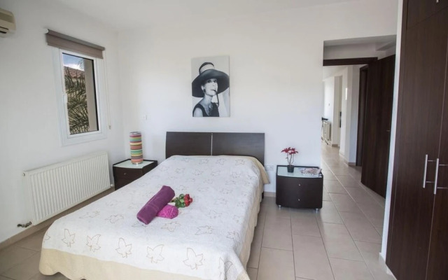 Villa Carrie AQ Cl42