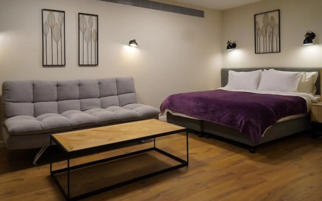 Apartique Hotel