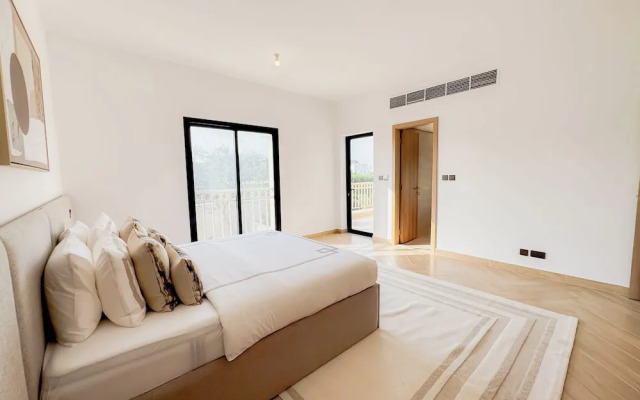 Designer Furnished Villa Luxury Finishes