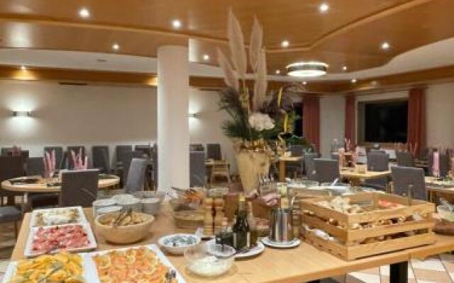 Hotel Larch
