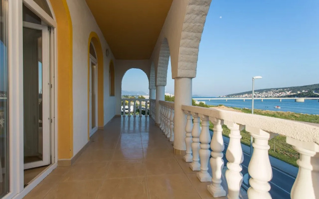 Apartments Tea & Nika