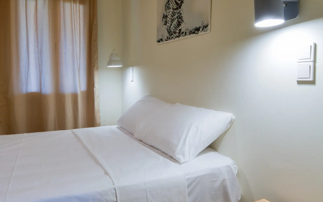 Rooster Guesthouse Rooms