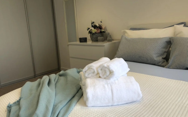 Stunning one bedroom apartment by Creatick