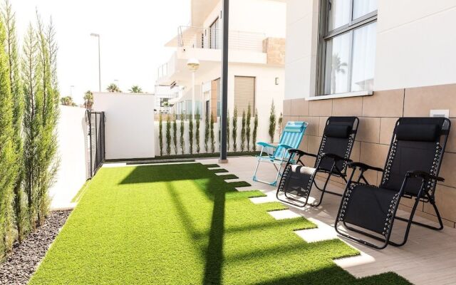 Sunny Apartment Near La Laguna
