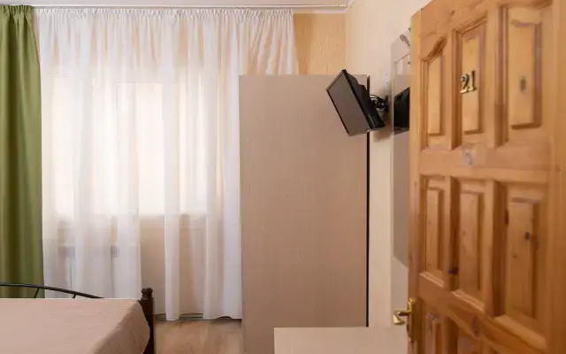 Лора