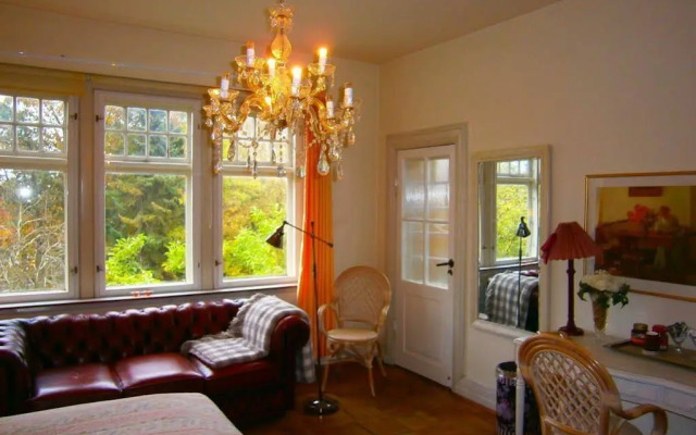 Casa Corner Bed & Breakfast