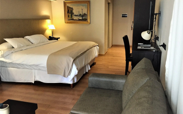 TH Bue Hotel