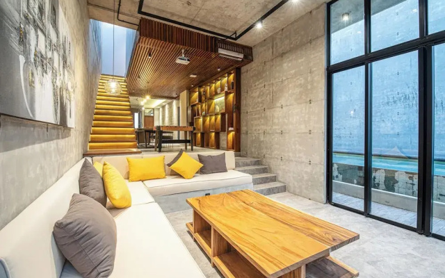 Modern 4 BR Villa Heart of Canggu 8mins to Beach